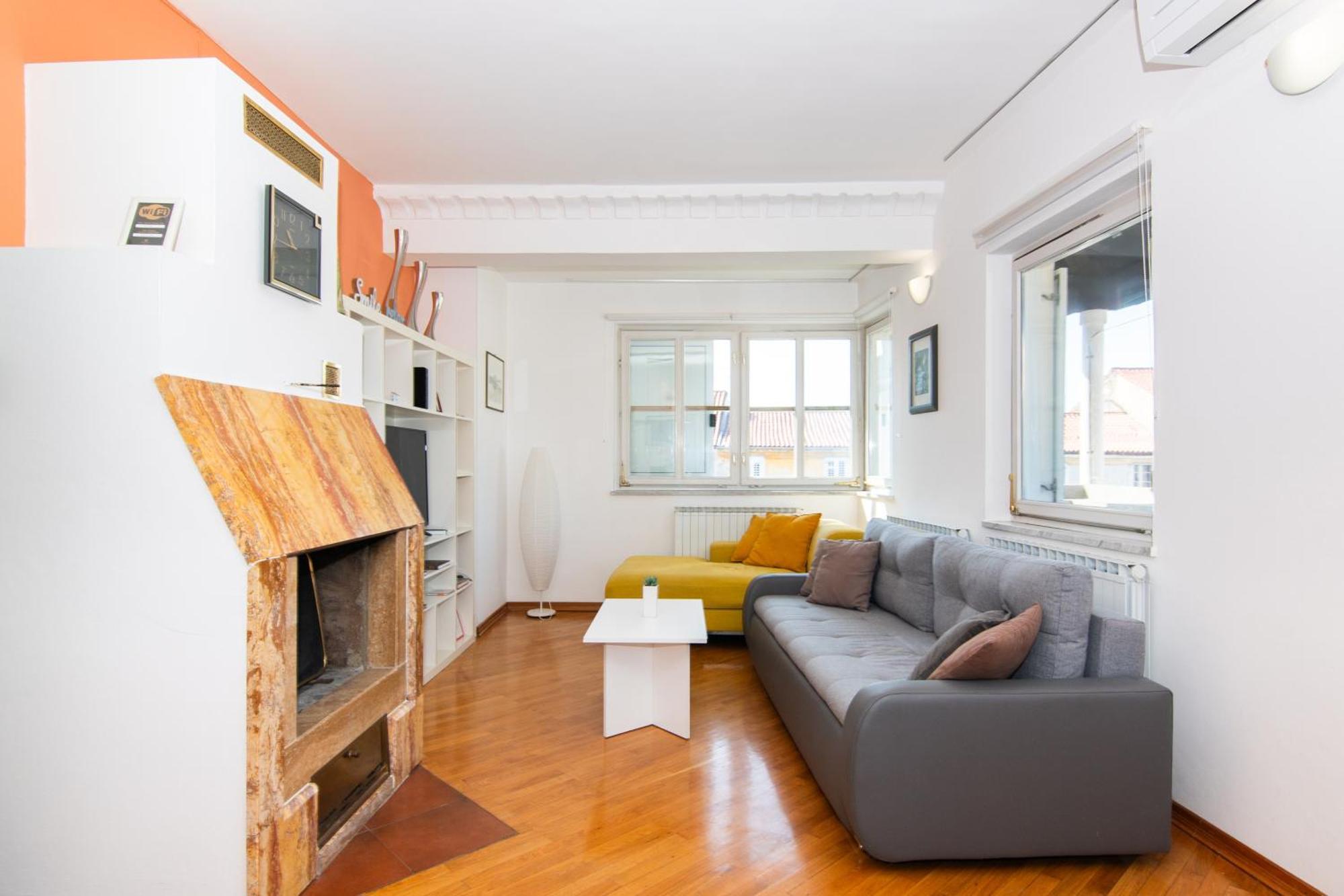 Portadomo Penthouse By Locap Group Διαμέρισμα Πιράν Εξωτερικό φωτογραφία